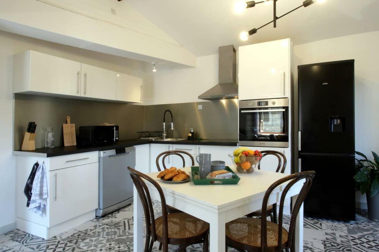 Les Gites De Laure - L'Or Vert, Appartement Avec Vue Sur Le Chateau, Parking Prive, Climatisation, Netflix, A 160 M De La Cite Medievale 卡尔卡松 外观 照片